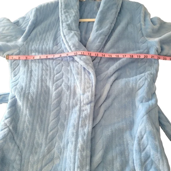 Jasmine Rose Bath Robe - Picture 3 of 7